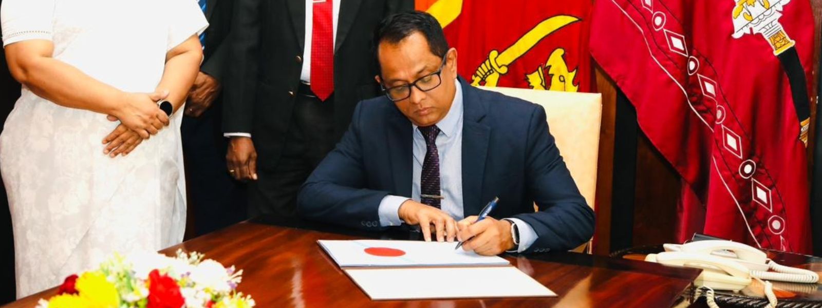 Parliament Votes to End Ex-Presidents' Privileges